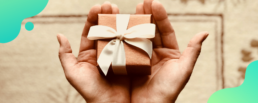 Read more about the article The Best Employee Gift Ideas to Boost Morale in 2021